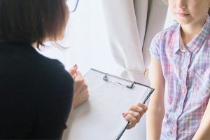 子どもの臨床心理アセスメントとは？よく使われる試験の種類も